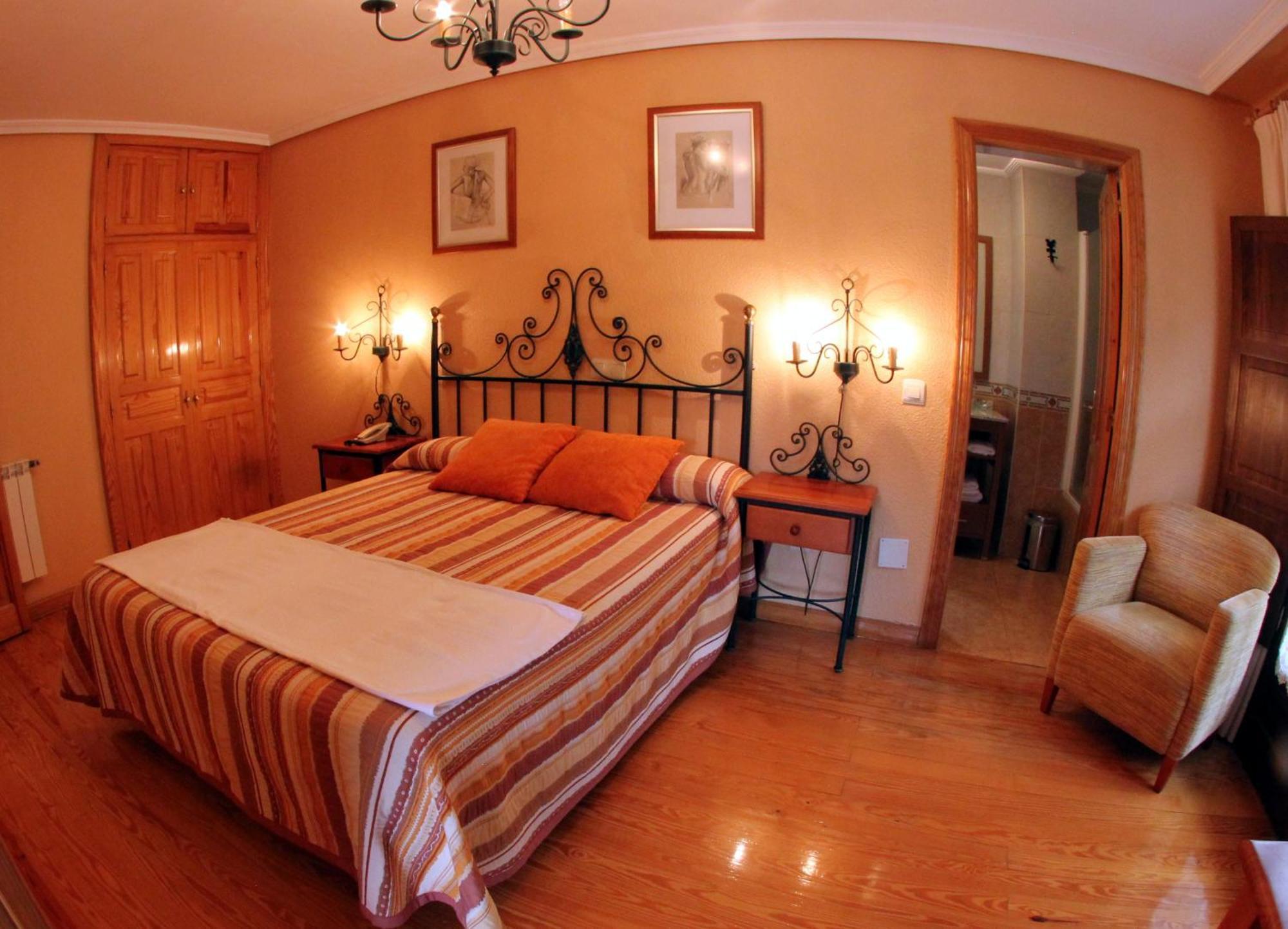 Hotel Tixileiro Sisterna Esterno foto